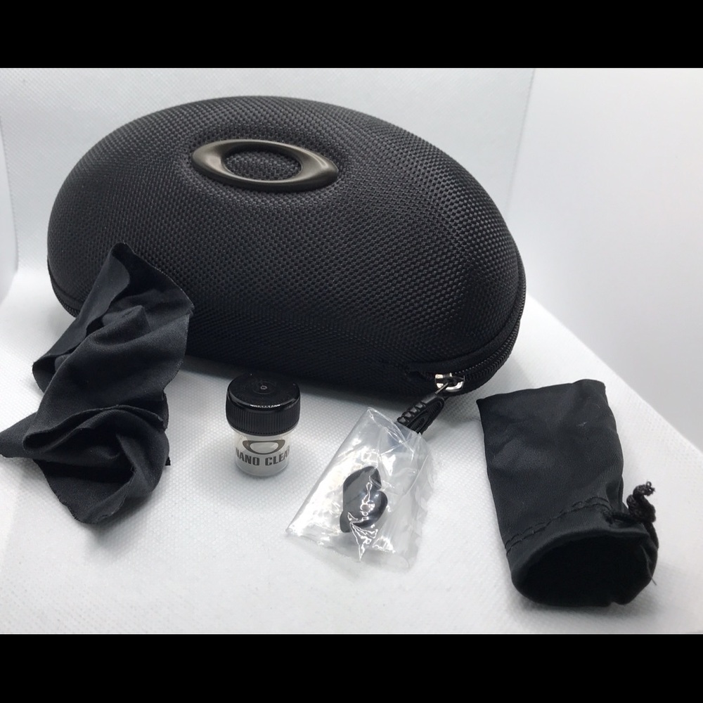 Oakley Sunglasses Flak Jacket XLJ LIVESTRONG + case, nano clear, nose pads - Picture 8 of 8